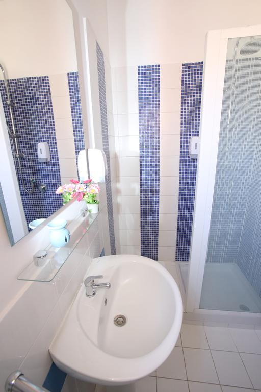 Iris Room Roma Ngoại thất bức ảnh